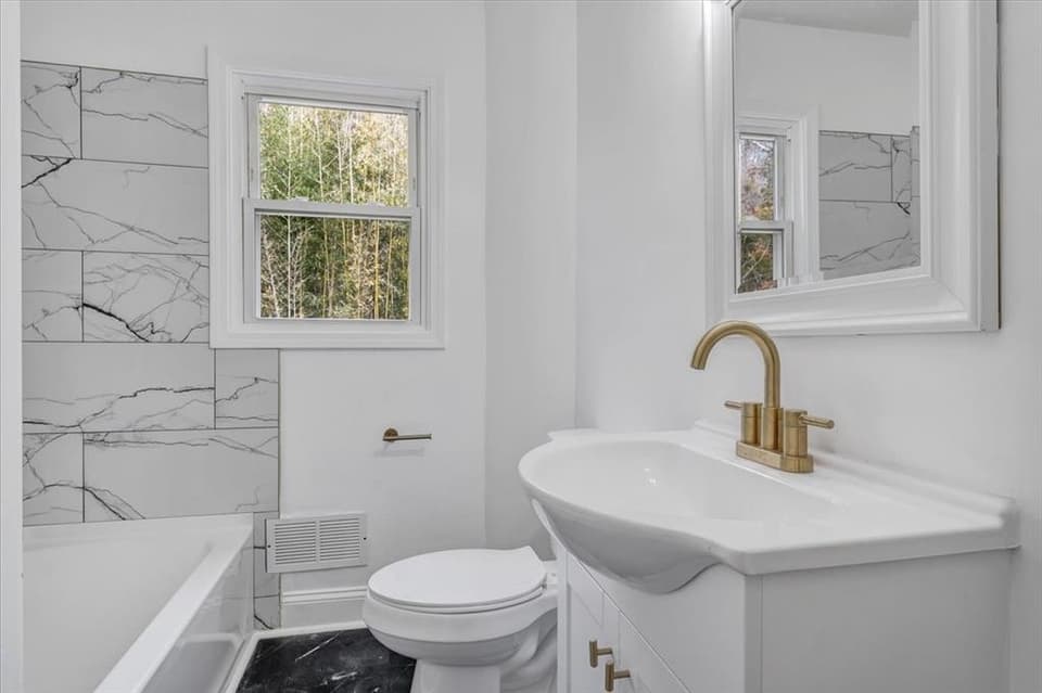 1513 Blair Street, photo 19 of 26