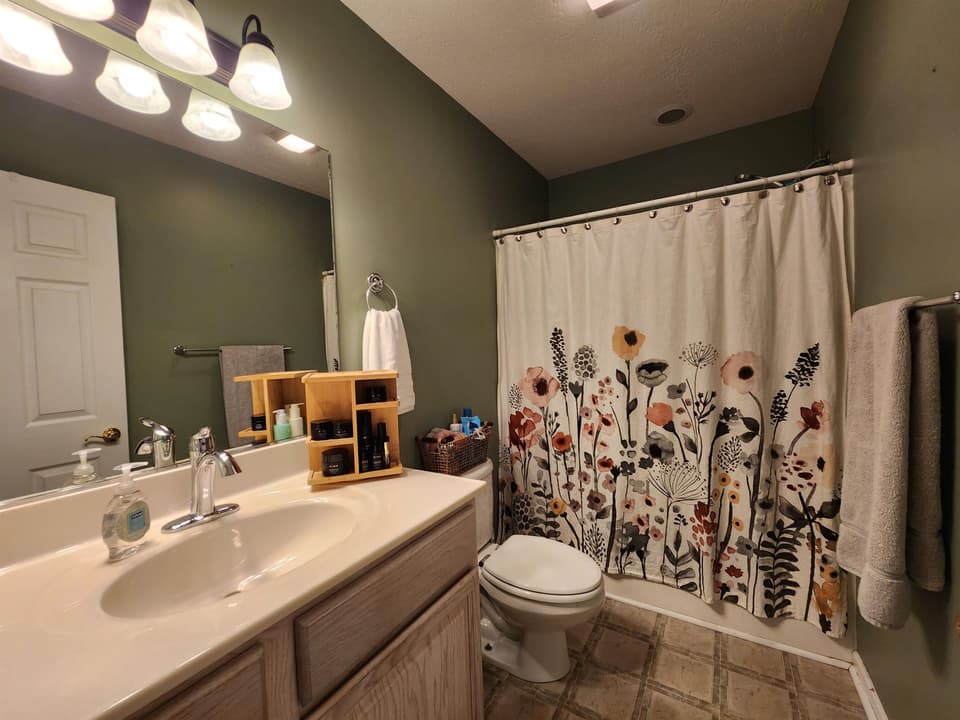 40 Overlook Drive, photo 12 of 19