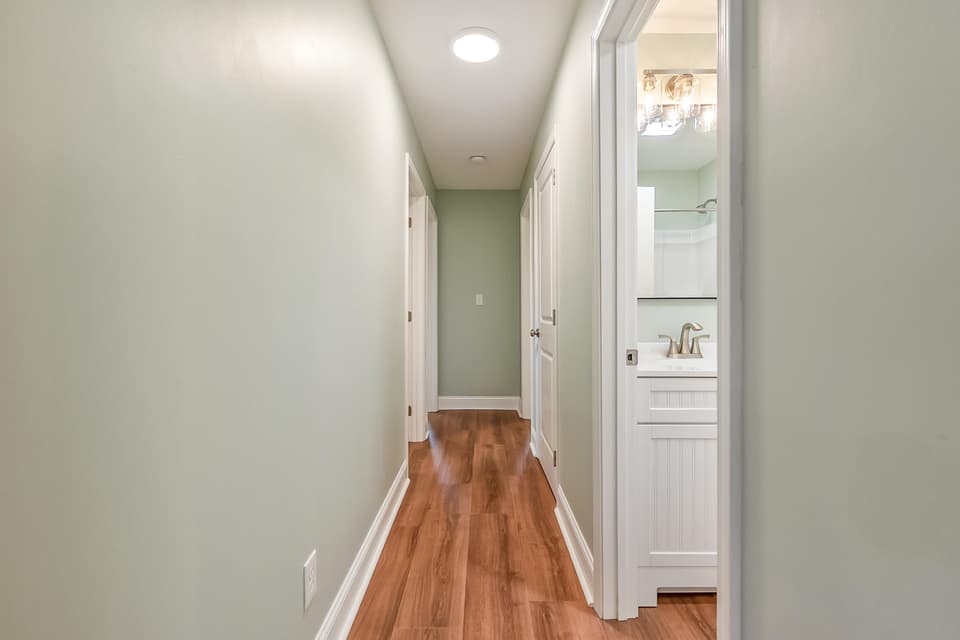 125 Boxwood Drive, photo 14 of 28