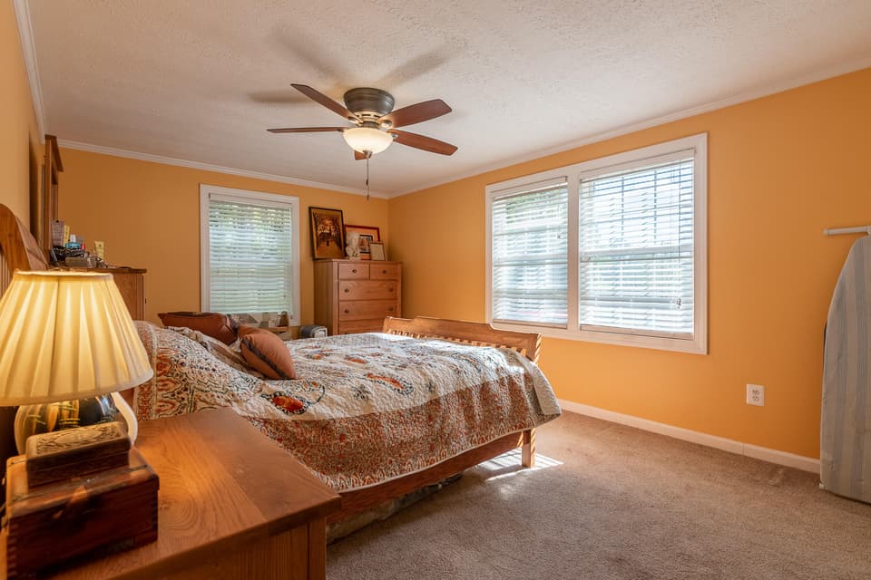 700 Black Bear Run Rd, photo 5 of 39