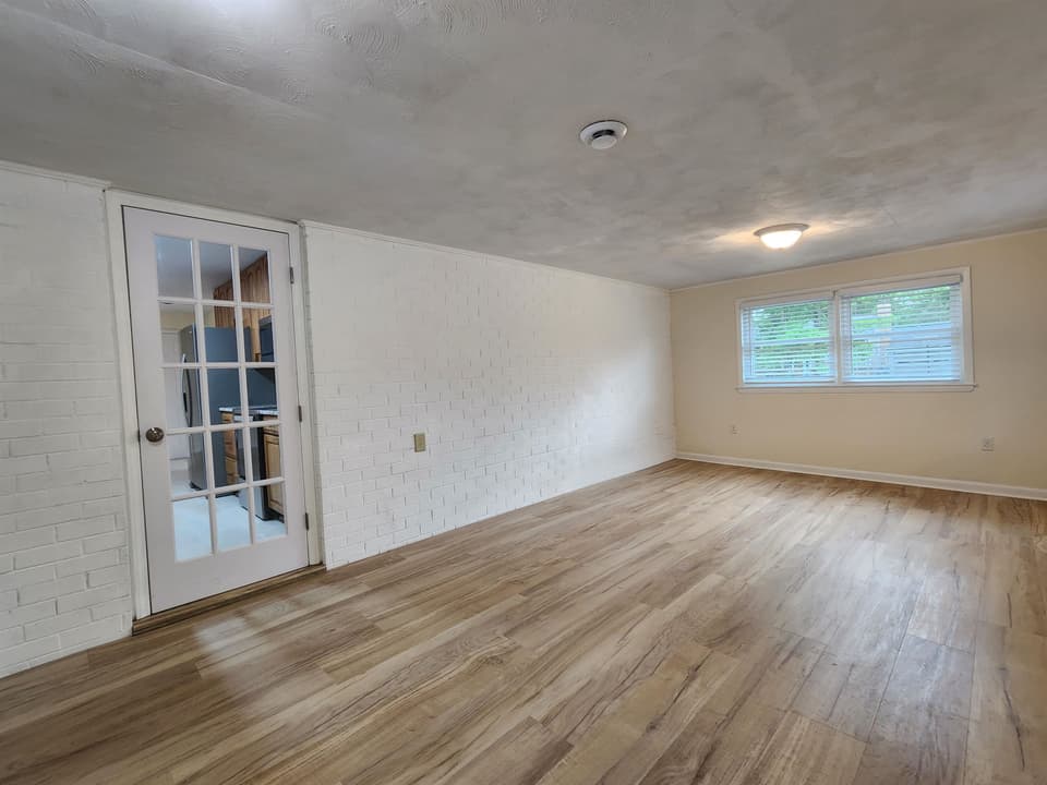 455 Chinquapin Trail SE, photo 13 of 40