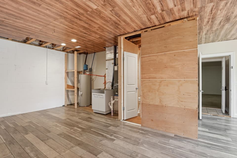 1410 Sherwood Drive, photo 39 of 40