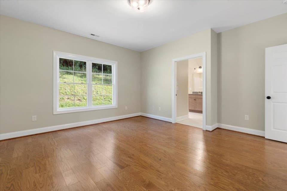 120 Vinnie Avenue NW, photo 24 of 33