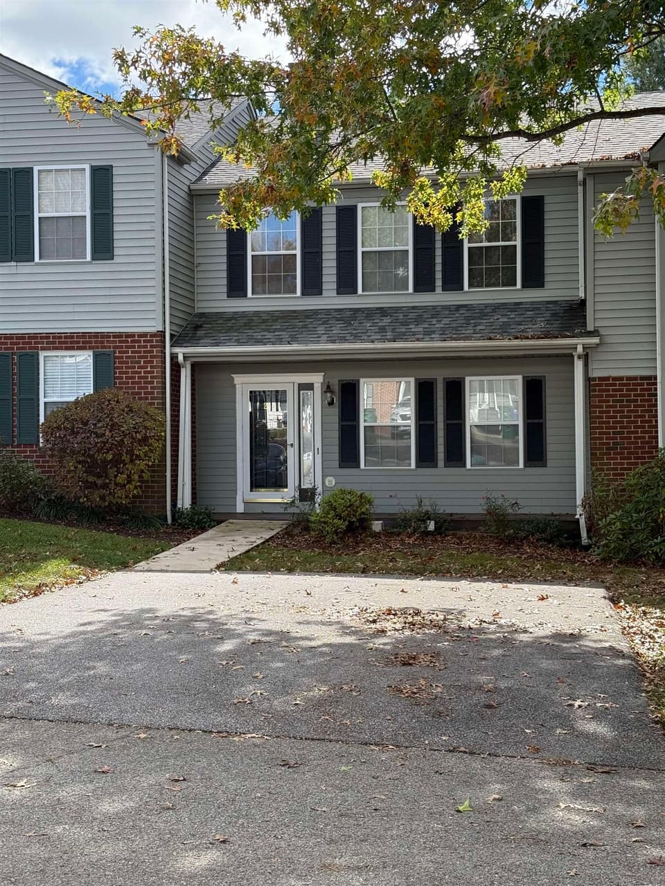 240 Bronze Leaf Drive, photo 2 of 22