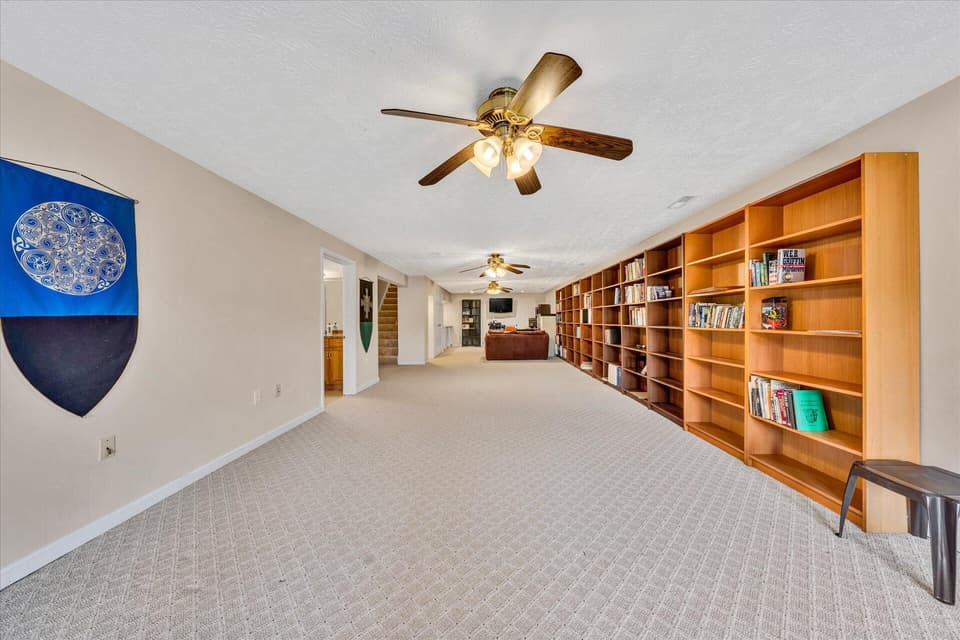 135 Wenn Dr NW, photo 26 of 37
