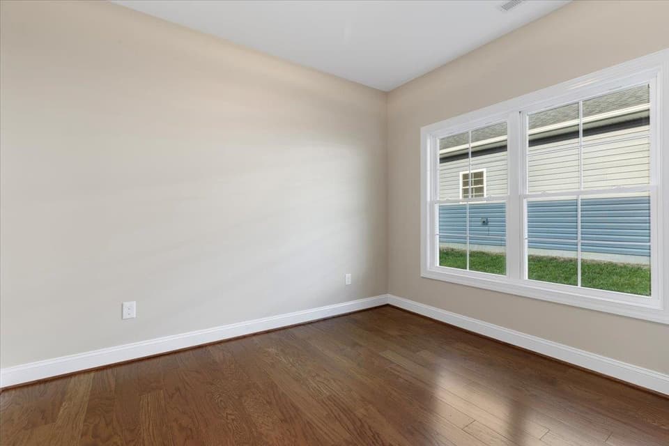 120 Vinnie Avenue NW, photo 17 of 33