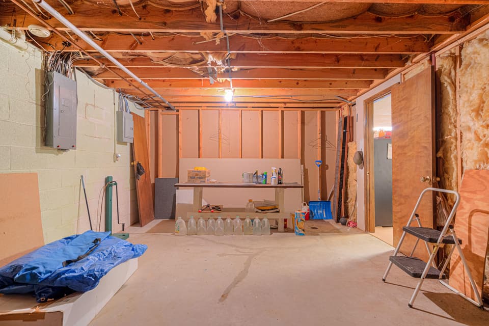 1144 Round Meadow Dr, photo 33 of 36