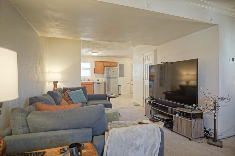 80 Salem Lane, photo 8 of 32