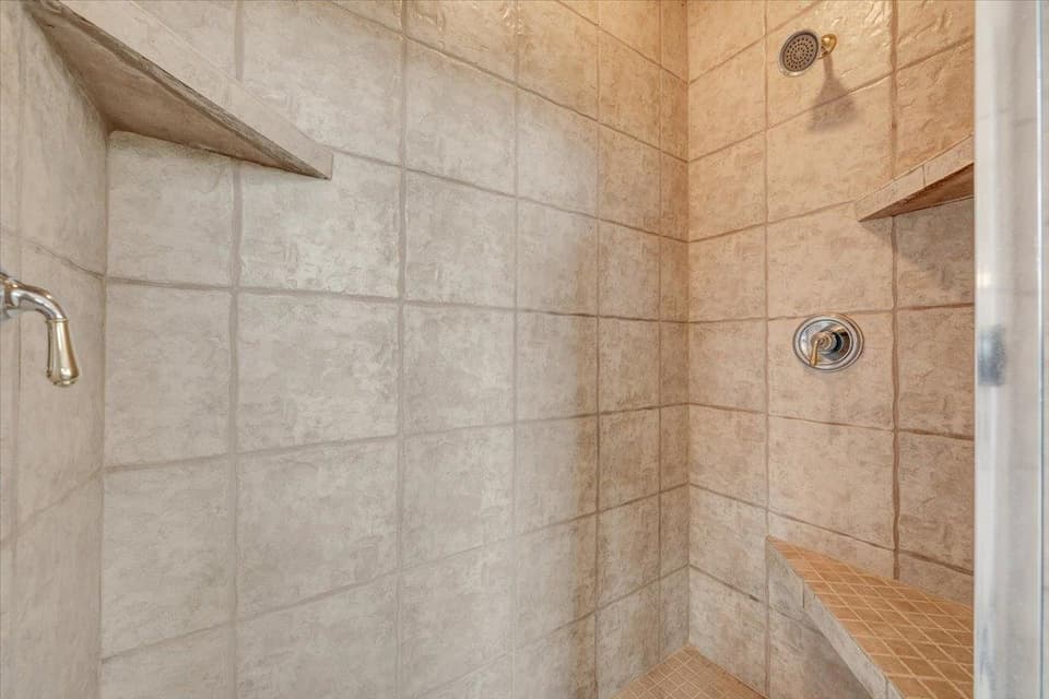 2335 & 2345 Lake Vista Drive, photo 38 of 40