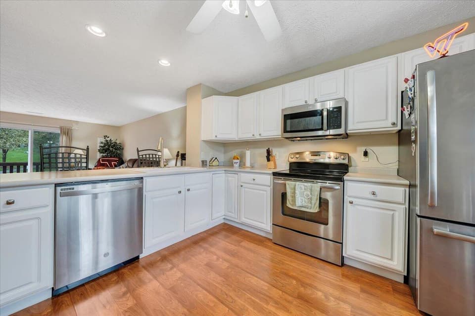 150 Blue Leaf Dr NW, photo 5 of 15