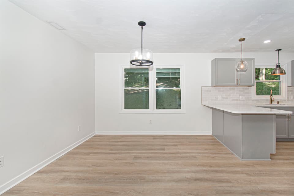 300 Arrowhead Trail, photo 20 of 39