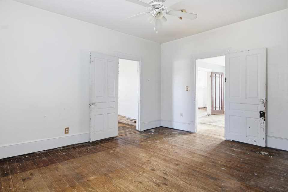 509 W Main Street, photo 20 of 40