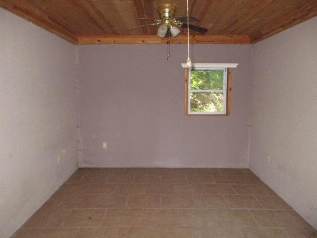 1099 Pollard Rd, photo 7 of 11