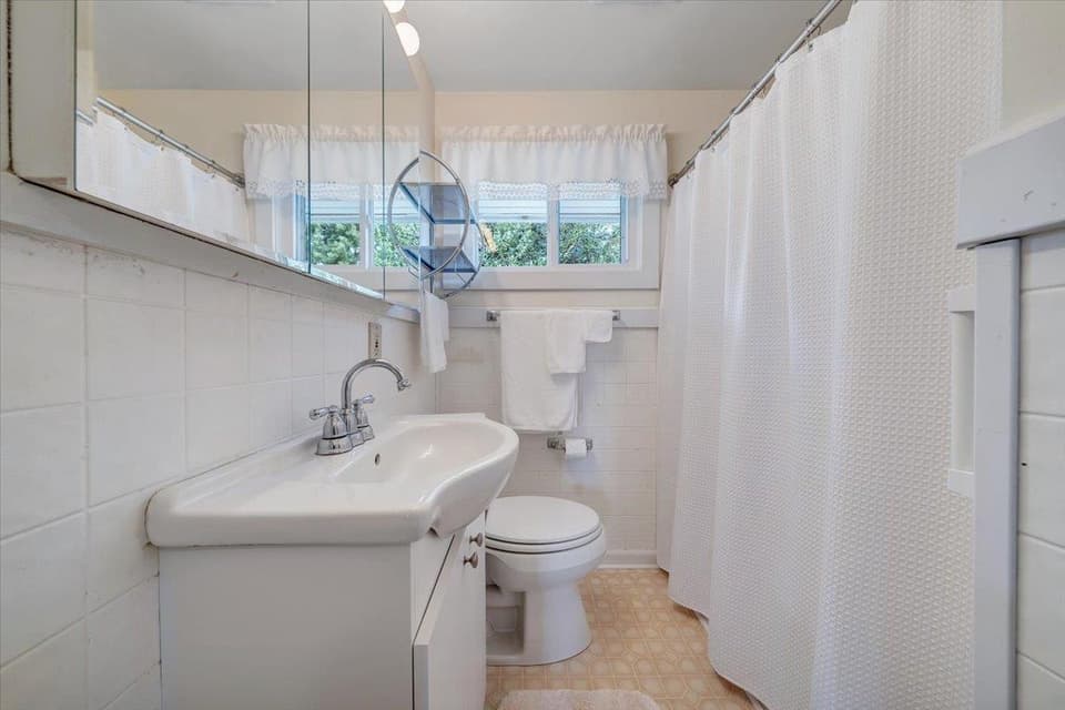 625 Mountainview Drive SW, photo 14 of 31