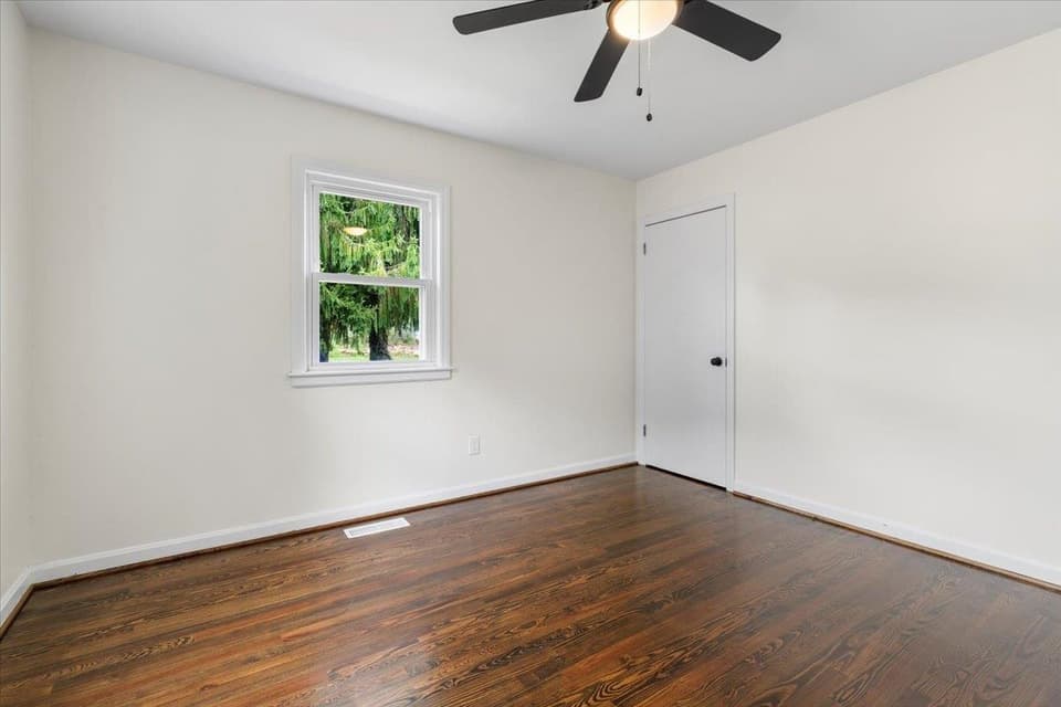 140 Summitridge Road SW, photo 15 of 28