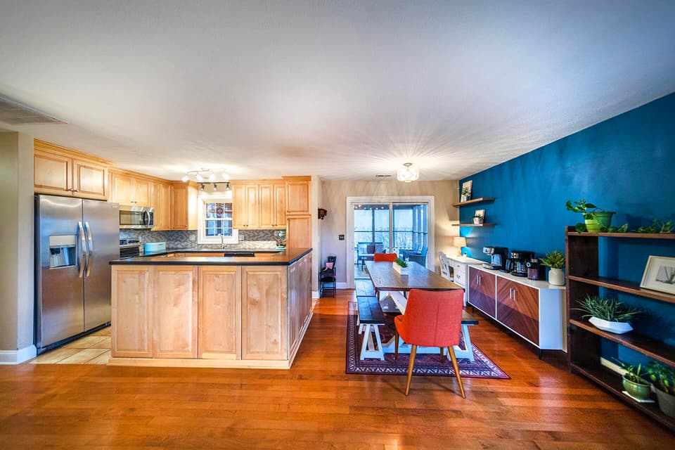 345 Mulberry Dr SW, photo 6 of 39