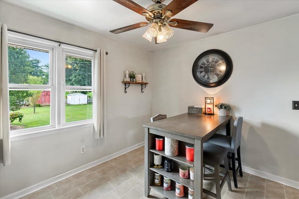 115 Gum Drive, photo 28 of 40