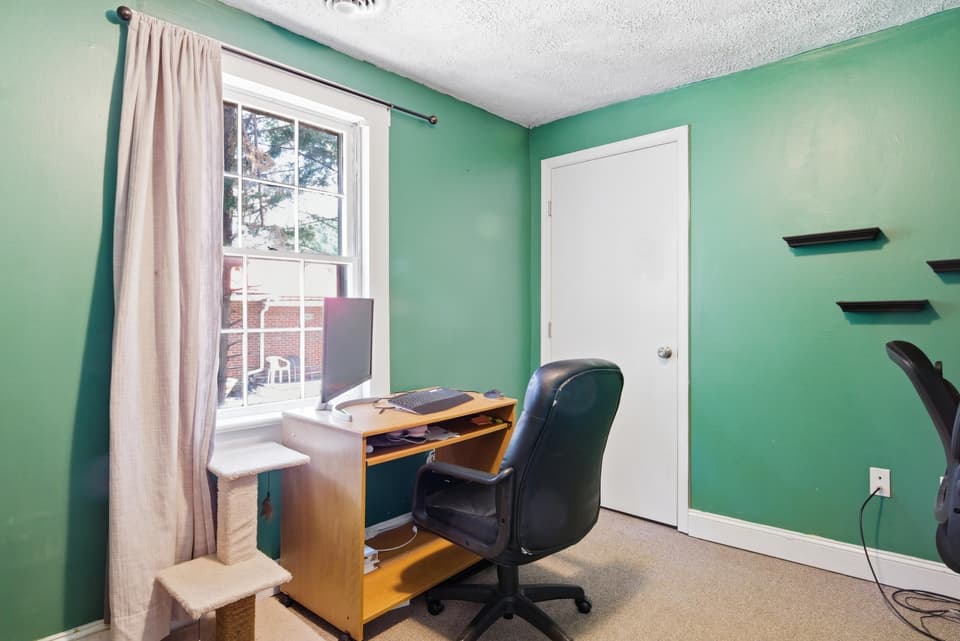 220 Mitchell Street, photo 17 of 30