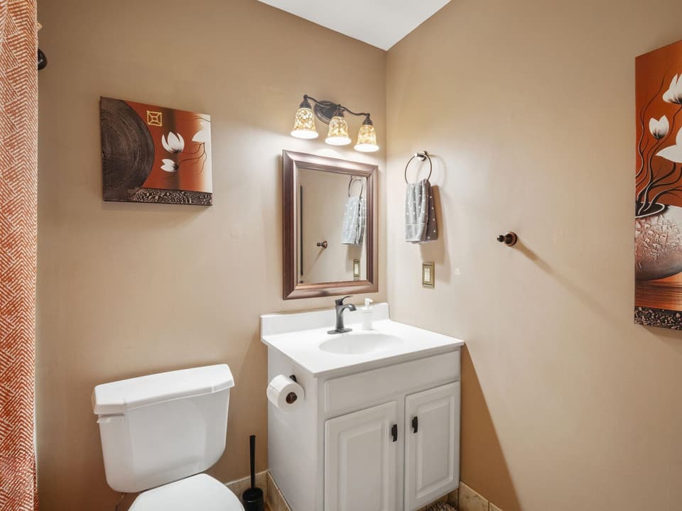 390 Gold Leaf Drive, photo 37 of 40