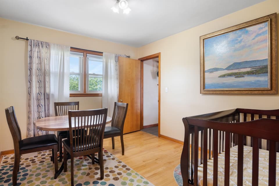 105 Wades Lane, photo 10 of 40
