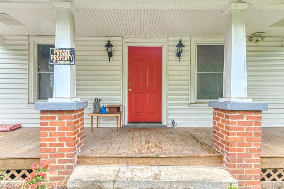 855 E Main St, photo 5 of 35