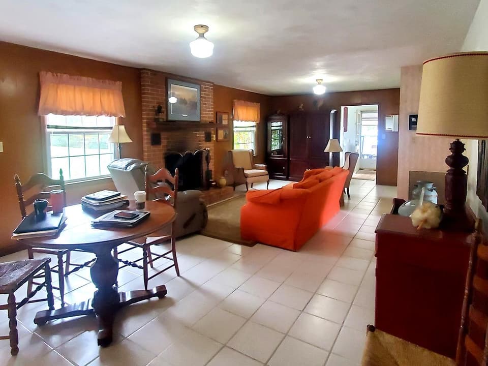 495 Simmons Road, photo 17 of 18