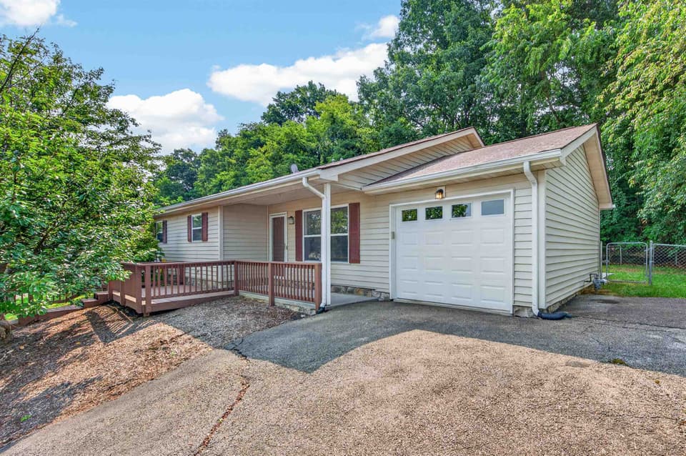 650 Kamran Drive, Christiansburg, VA