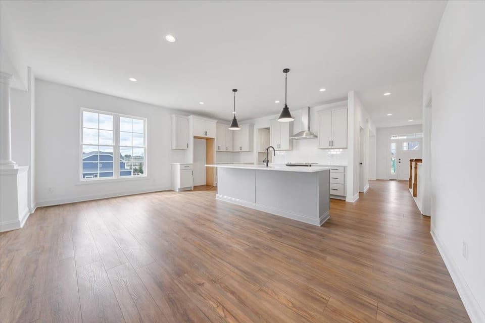 1027 Round Meadow Drive, photo 12 of 40