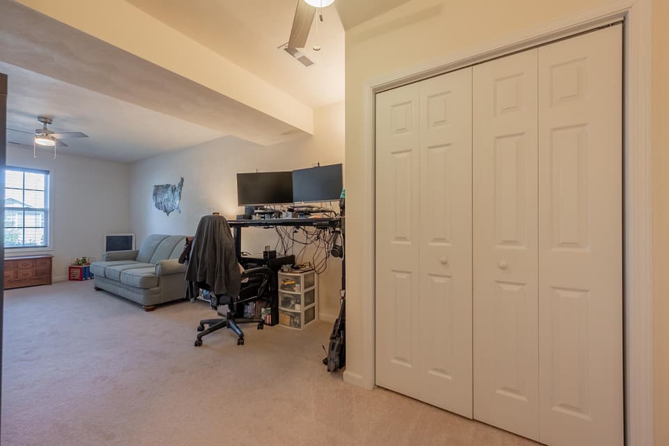 365 Chelsea Loop, photo 17 of 40