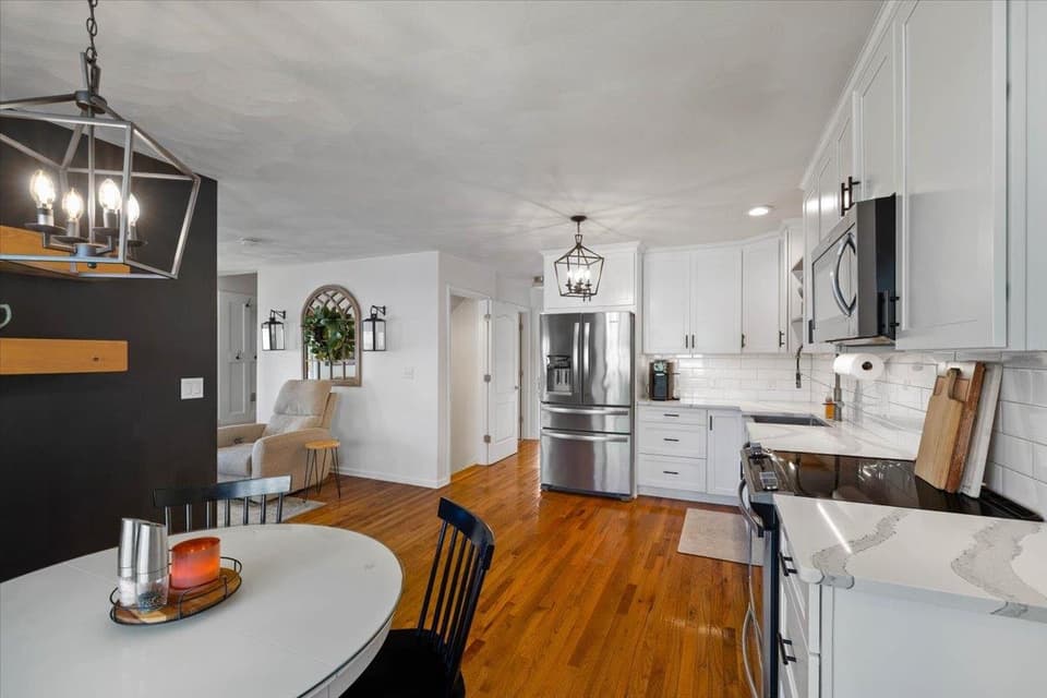 75 Copper Beach Court, photo 10 of 40