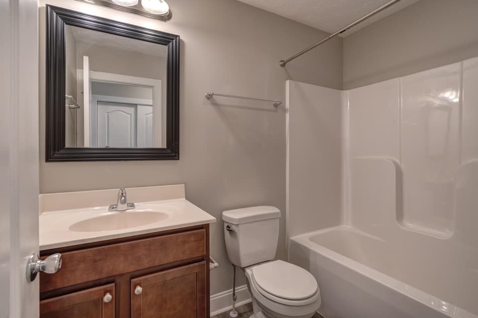 430 Twisted Oak Drive NW, photo 19 of 23