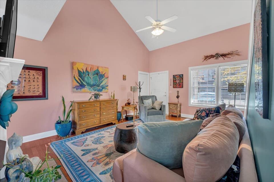 935 Oak Tree Boulevard, photo 5 of 32