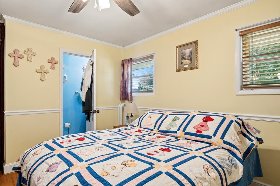 106 Roseland Drive, photo 15 of 39