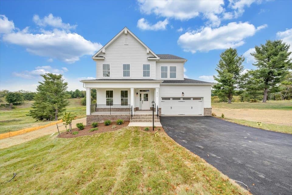 974 Round Meadow Drive, photo 2 of 40