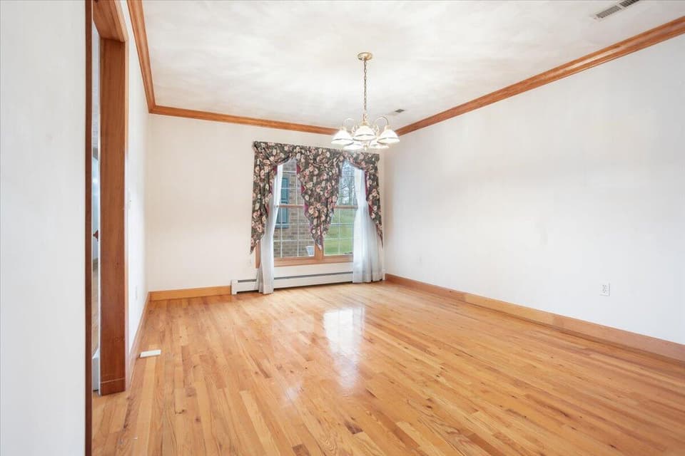 1940 Wetherburn Road, photo 23 of 40