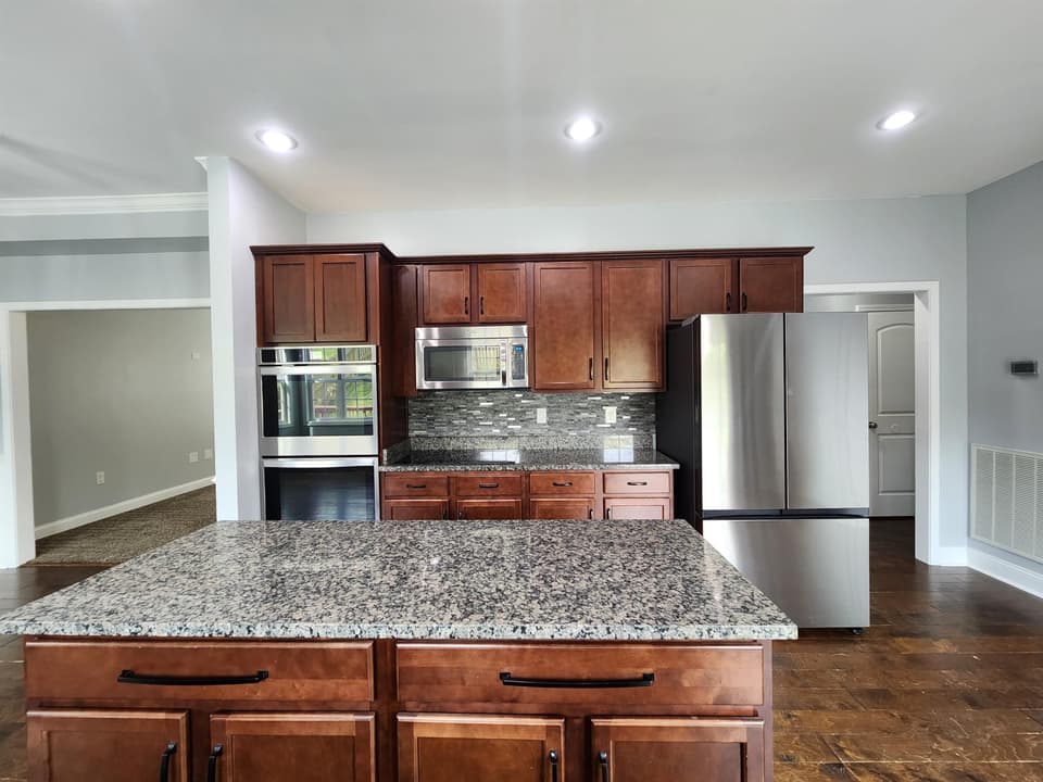 190 Aldwych Avenue, photo 14 of 40