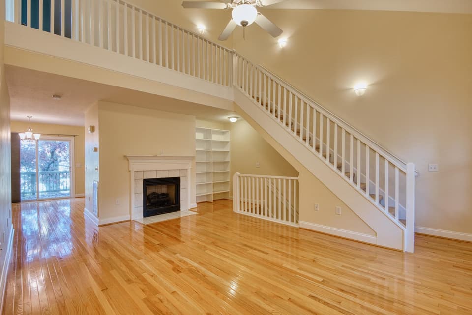 545 Gold Leaf Drive, photo 9 of 40