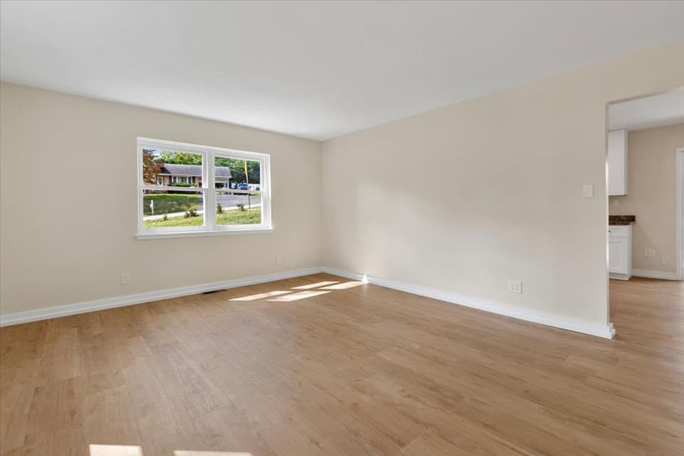 95 Sara Street, photo 12 of 40