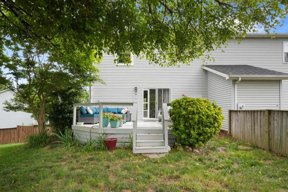 395 Warren Street, photo 12 of 40