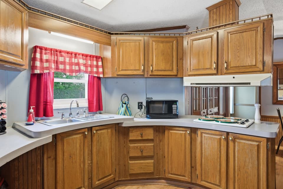 1516 Gunston Road, photo 18 of 40