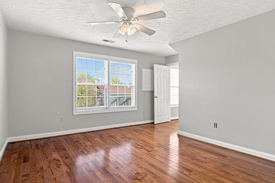 260 Gold Leaf Drive NW, photo 16 of 27