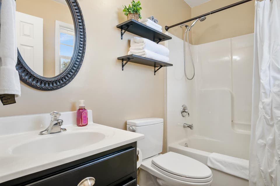 805 New Village Drive NW, photo 31 of 40
