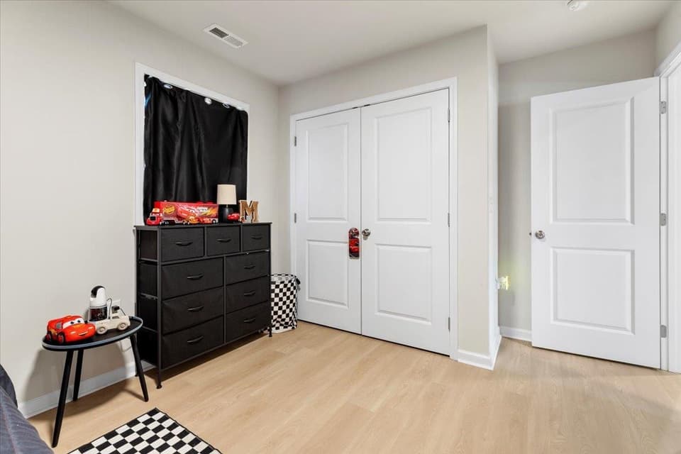 990 Holland Loop NW, photo 36 of 40