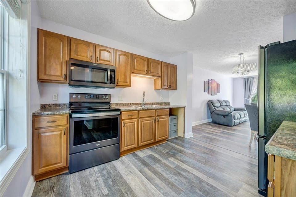 1165 Oak Tree Boulevard NW, photo 8 of 40