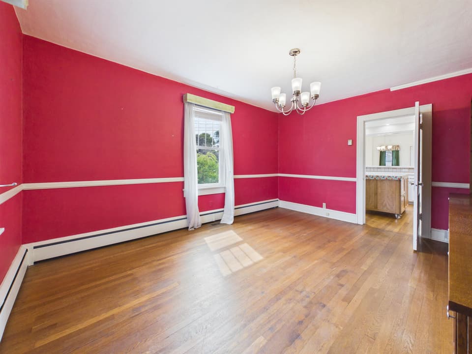 100 Alleghany Street SE, photo 19 of 40
