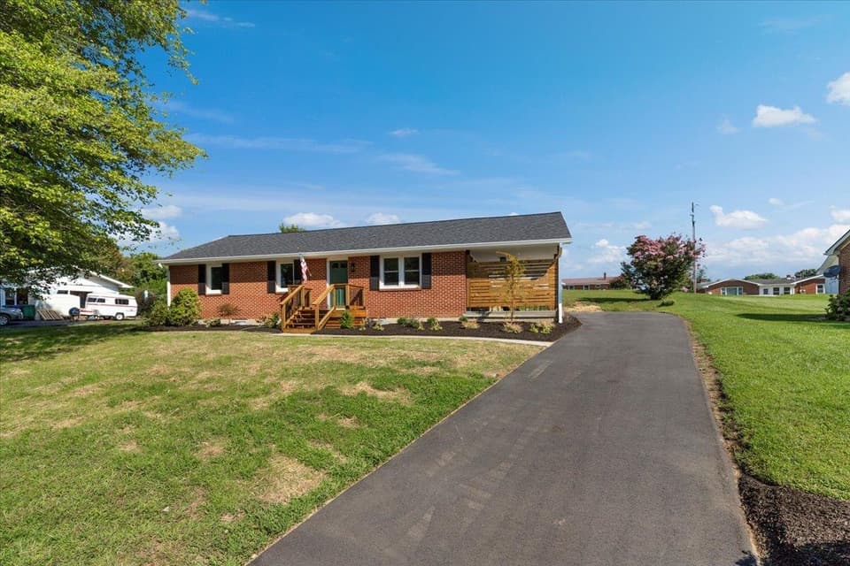60 Griggs Street, photo 24 of 40