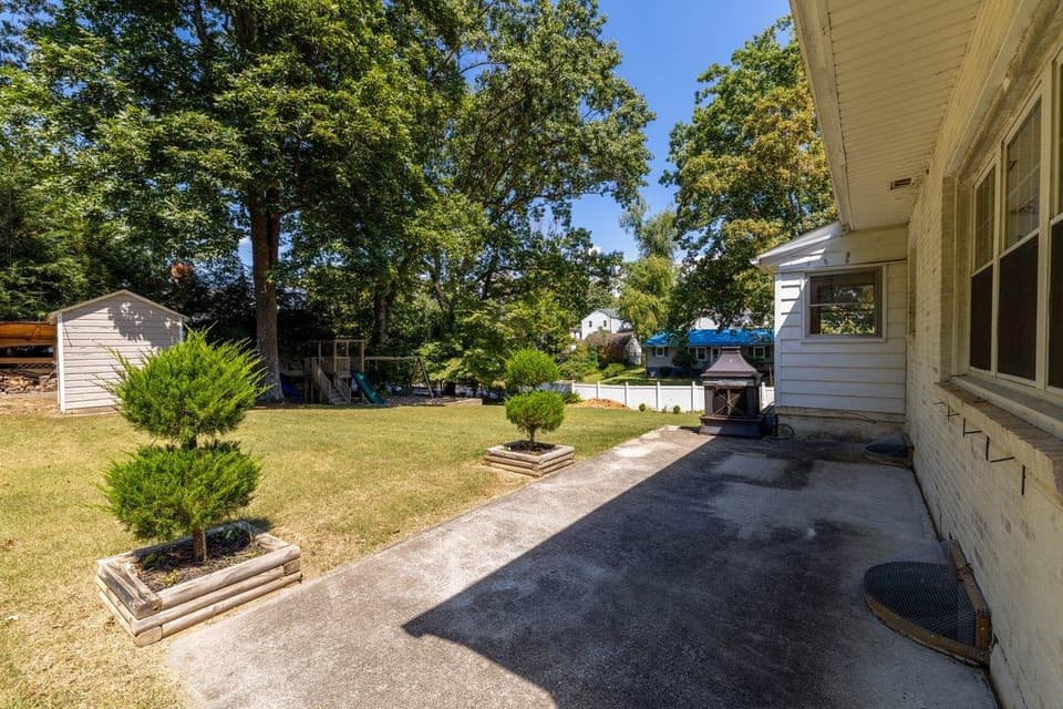 905 Oak Drive, photo 30 of 40