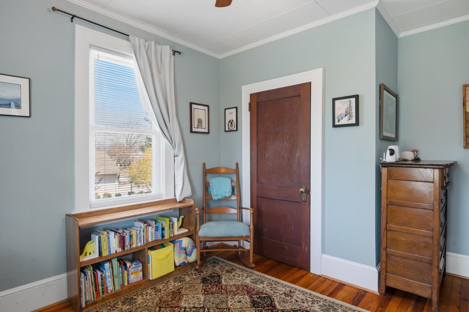 805 W Main Street, photo 36 of 40