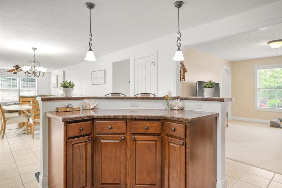 205 Robin Hood Drive, photo 27 of 40