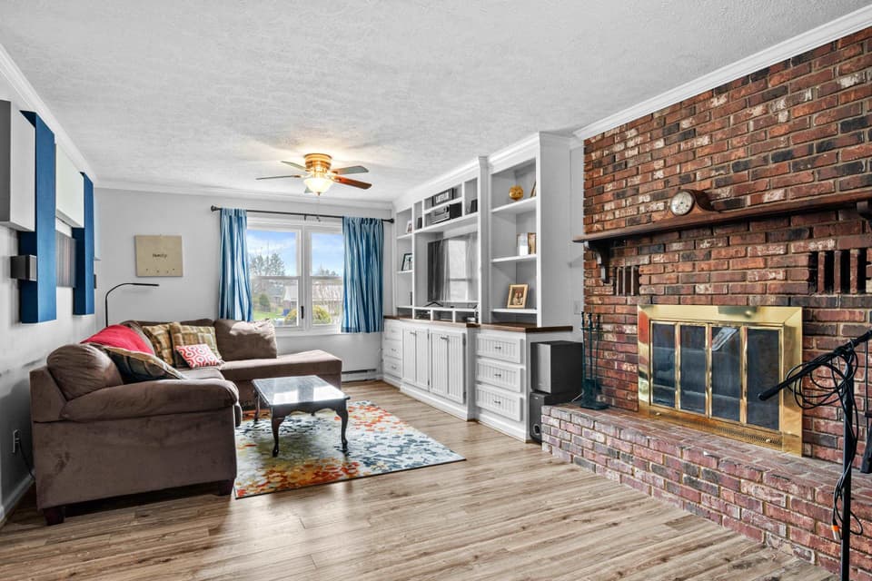 130 Somerset Street, photo 34 of 40